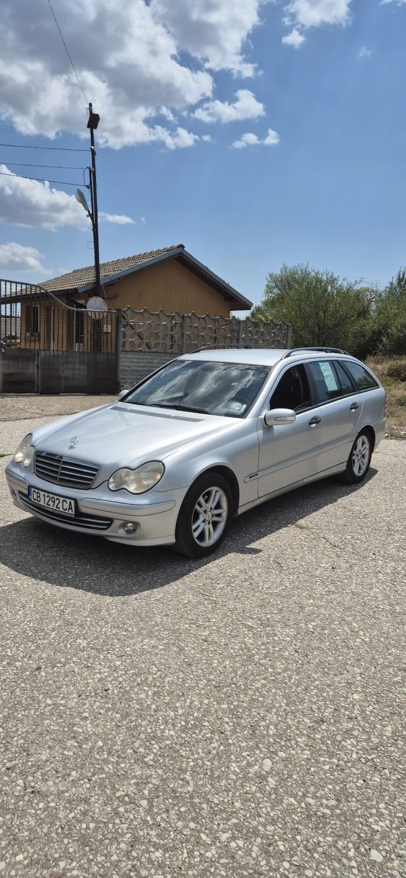Mercedes-Benz C 180, снимка 3 - Автомобили и джипове - 51795401