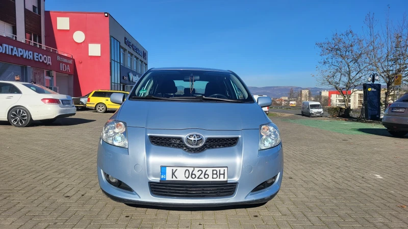 Toyota Auris, снимка 2 - Автомобили и джипове - 52847444