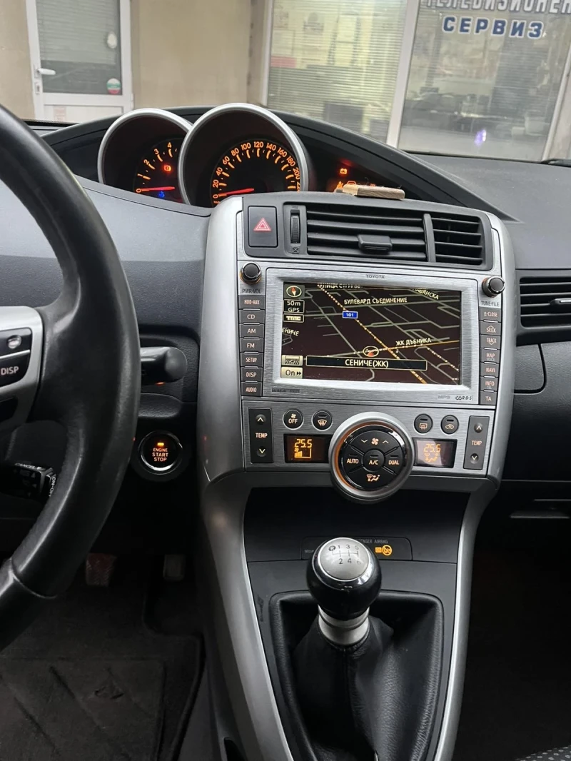 Toyota Verso, снимка 6 - Автомобили и джипове - 53012820