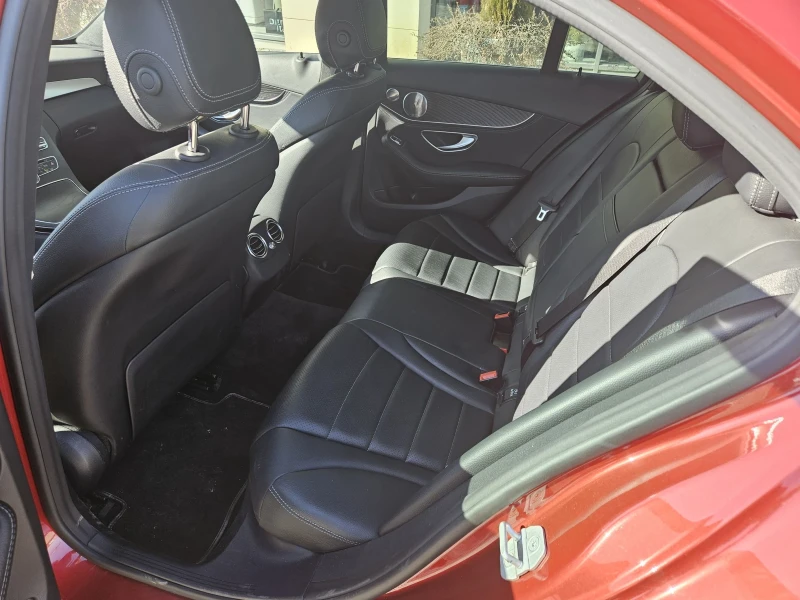 Mercedes-Benz C 300 C300 4matic , снимка 8 - Автомобили и джипове - 53159054