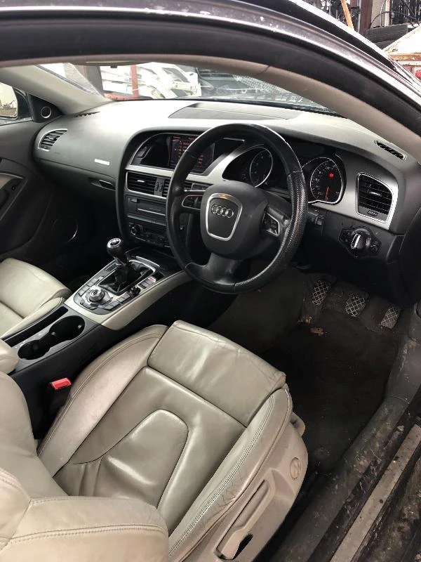 Audi A5 180 TFSI. TV NAVI DVD BANG OLUFSEN, снимка 11 - Автомобили и джипове - 47587397