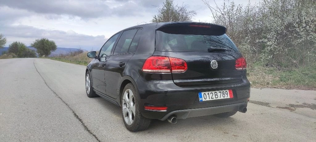 VW Golf GTI - изображение 4