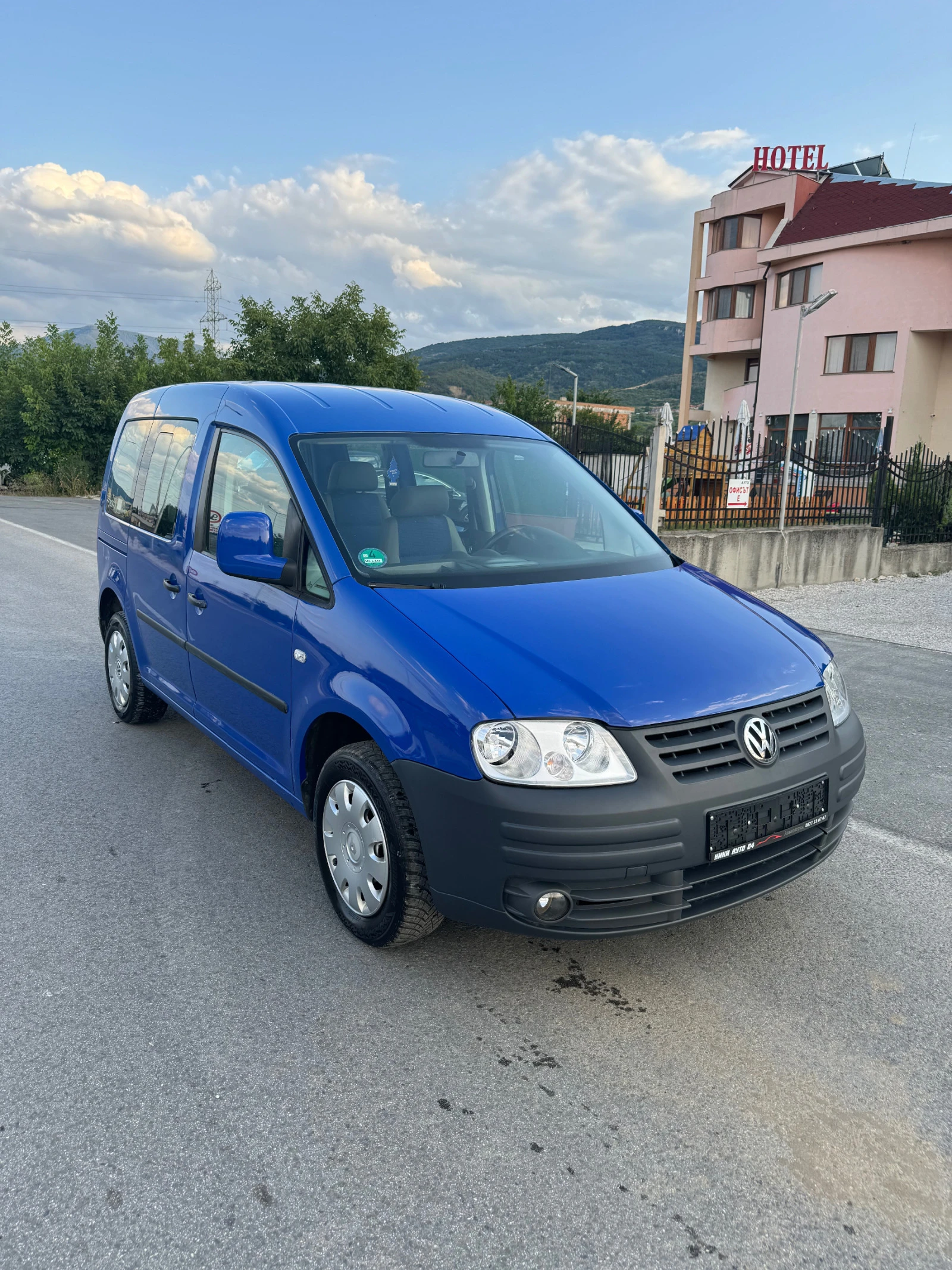 VW Caddy 1.6 102кс - изображение 2