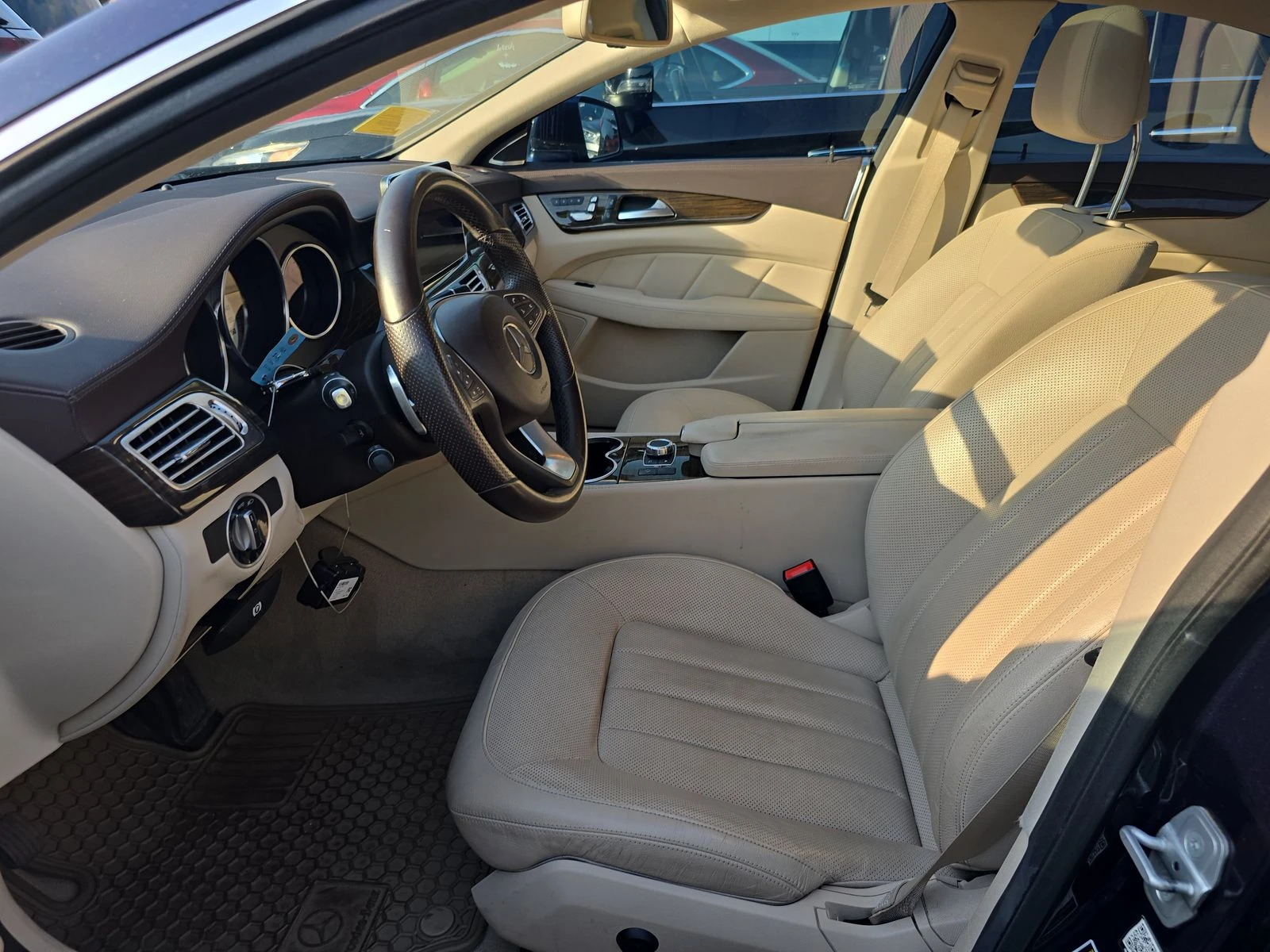 Mercedes-Benz CLS 400 AMG* 4-MATIC* MULTIBEAM - изображение 7
