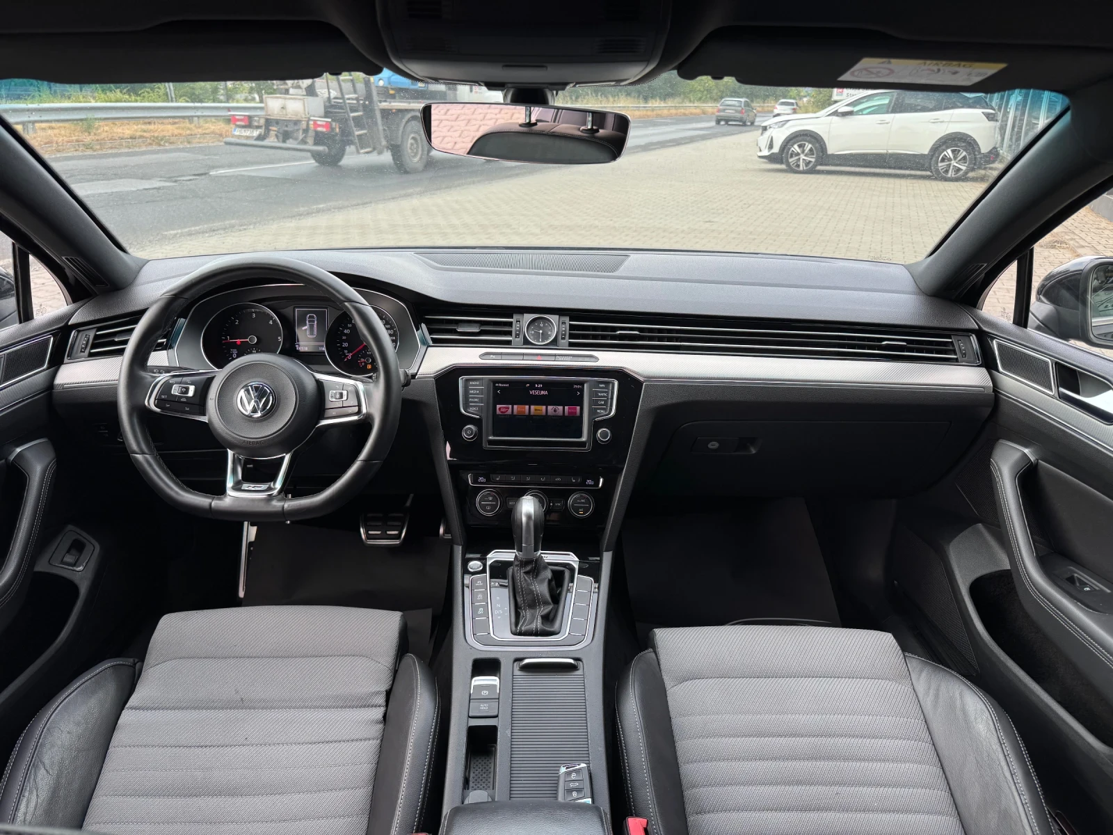 VW Passat 2.0TDI#BITURBO#R-LINE#4MOTION#KEYLESS#DISTRONIC - изображение 10