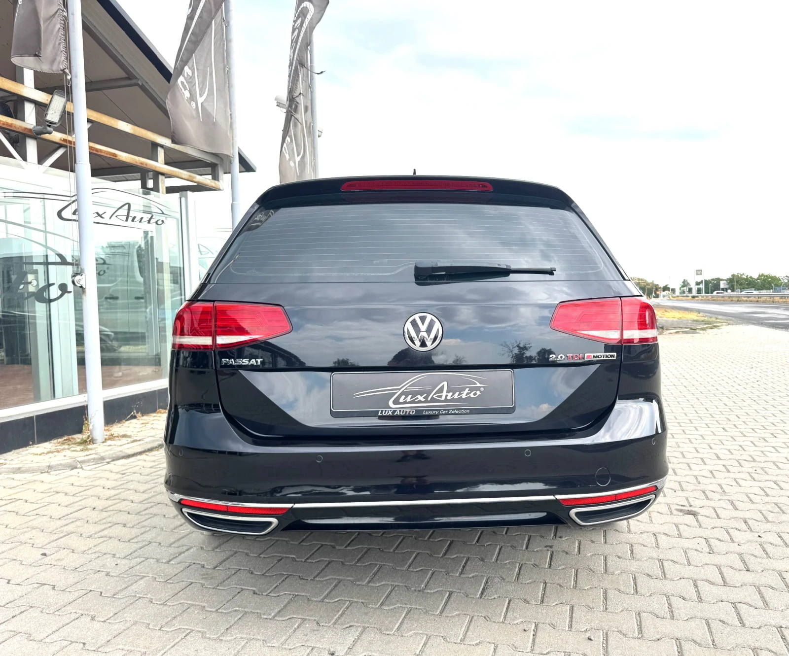 VW Passat 2.0TDI#BITURBO#R-LINE#4MOTION#KEYLESS#DISTRONIC - изображение 6