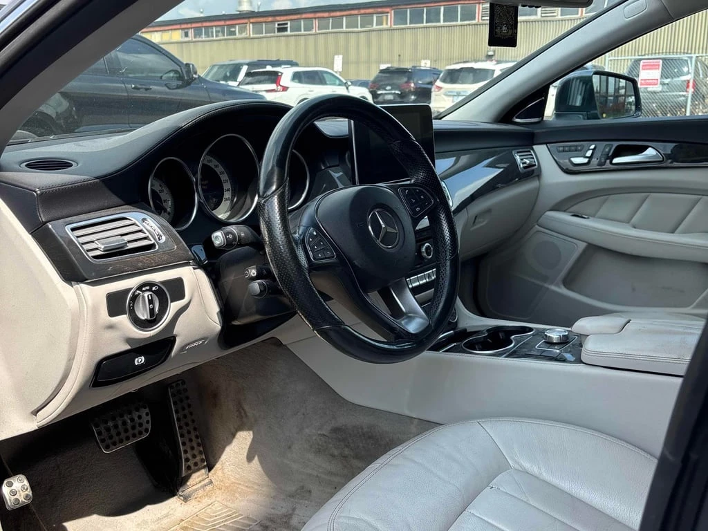 Mercedes-Benz CLS 400 * CLS  * CARFAX * БЕЗ ПЪРВОНАЧАЛНА ВНОСКА - изображение 5