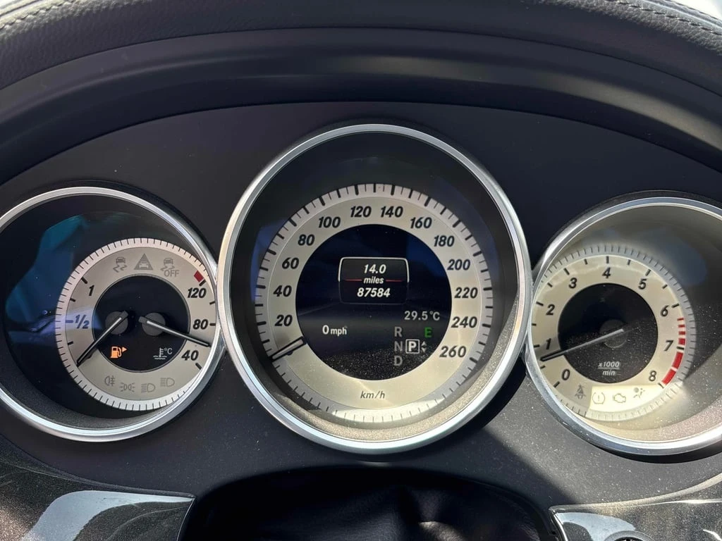 Mercedes-Benz CLS 400 * CLS  * CARFAX * БЕЗ ПЪРВОНАЧАЛНА ВНОСКА - изображение 8