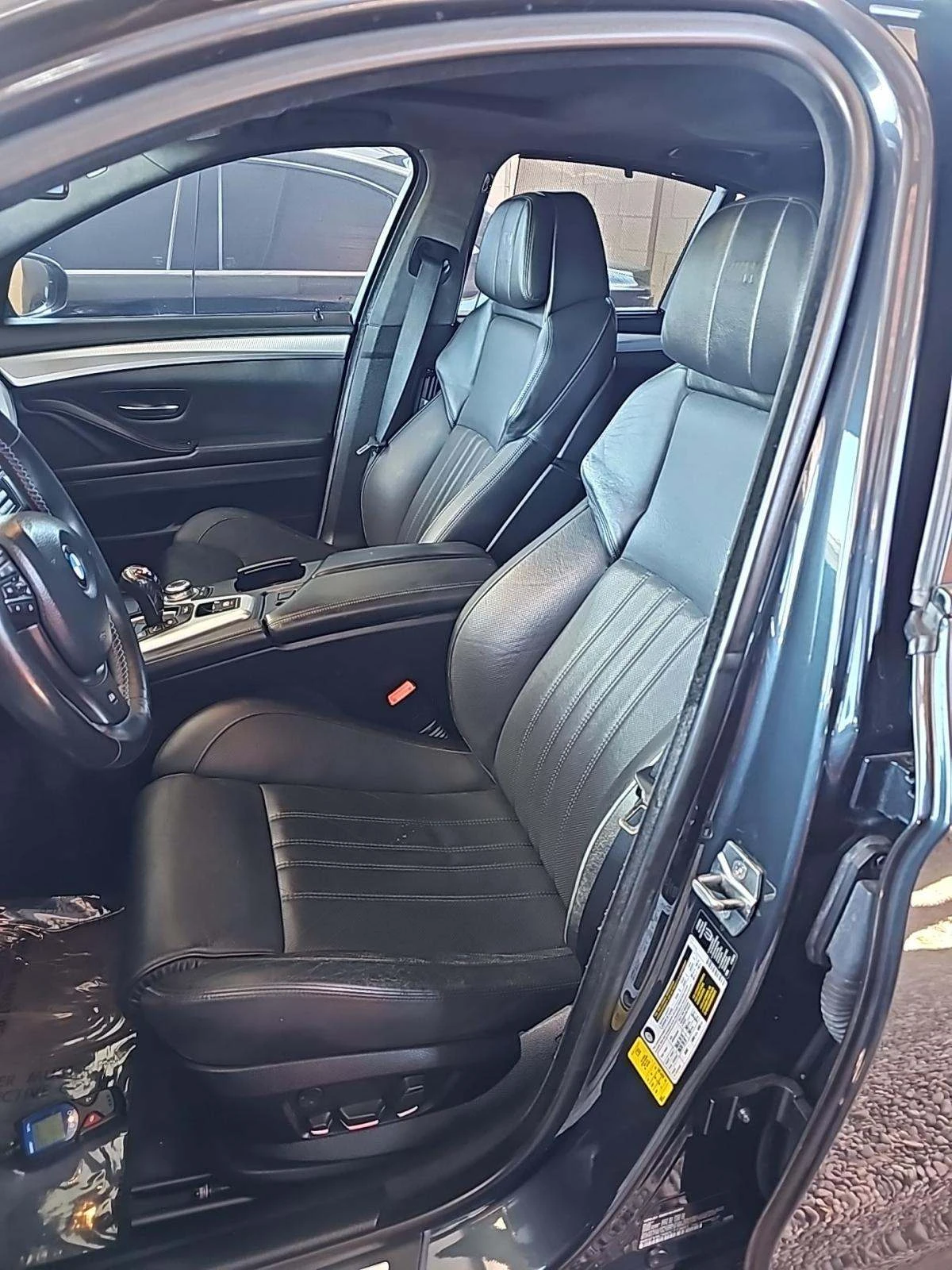 BMW M5 4.4L 8 Cyl Turbo - изображение 8