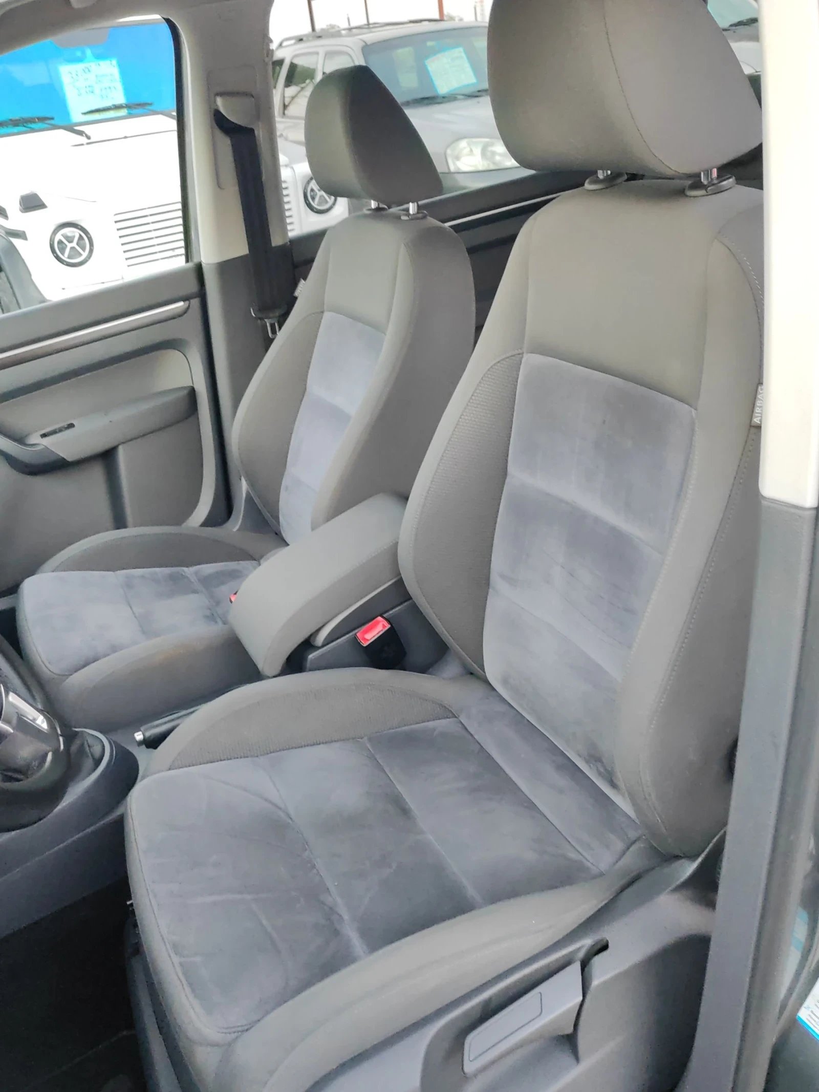 VW Touran 2.0, 140к.с. Highline, ТОП  - изображение 9