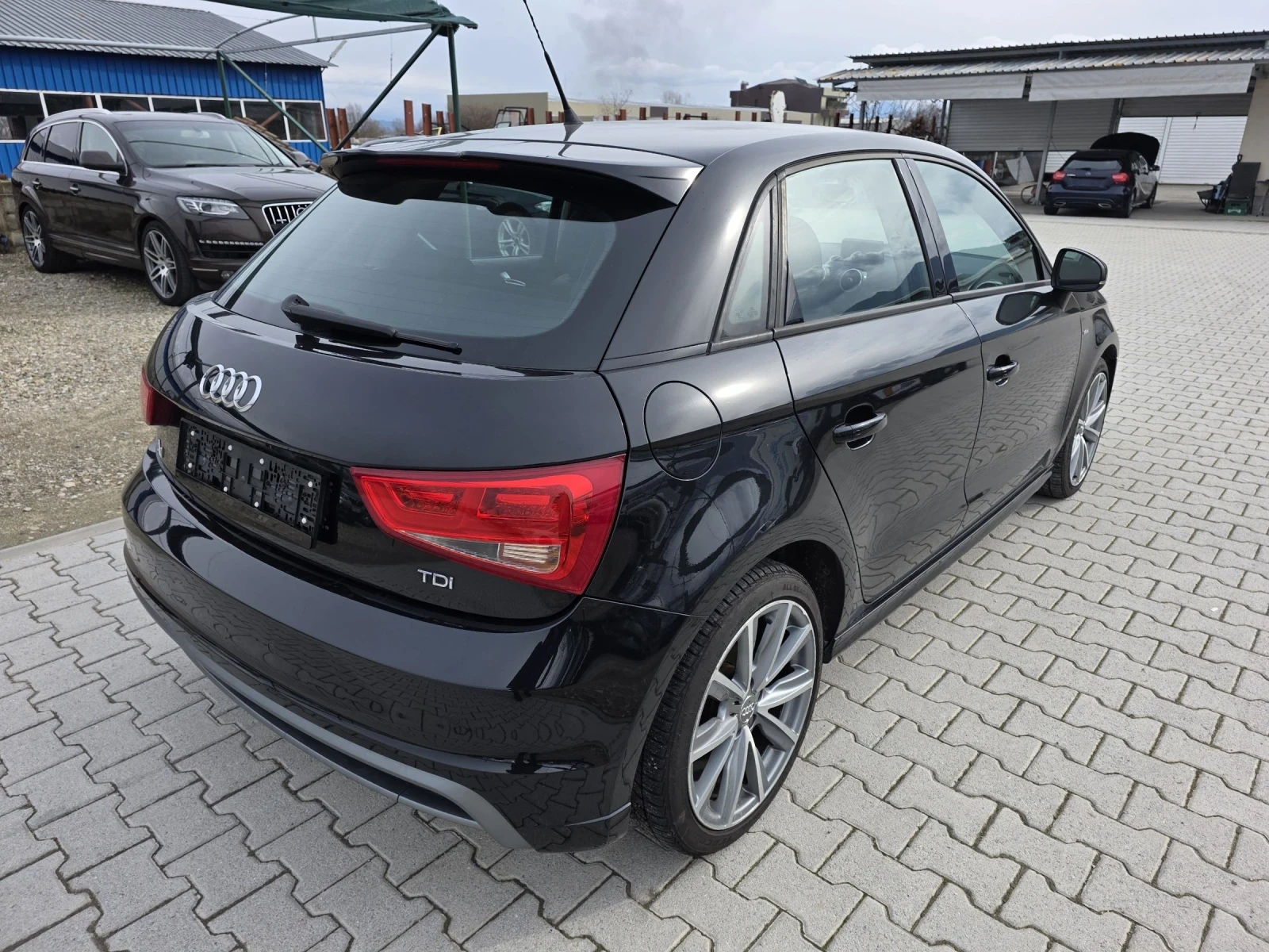 Audi A1 1.6TDi S-Line Лизинг - изображение 7