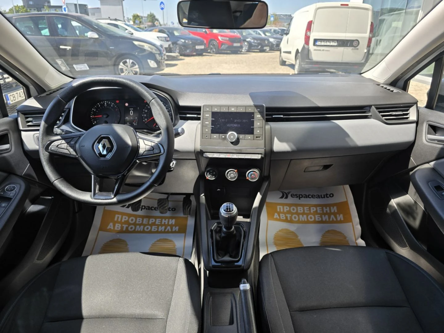 Renault Clio Tce 100 BVM5 S&S - изображение 7