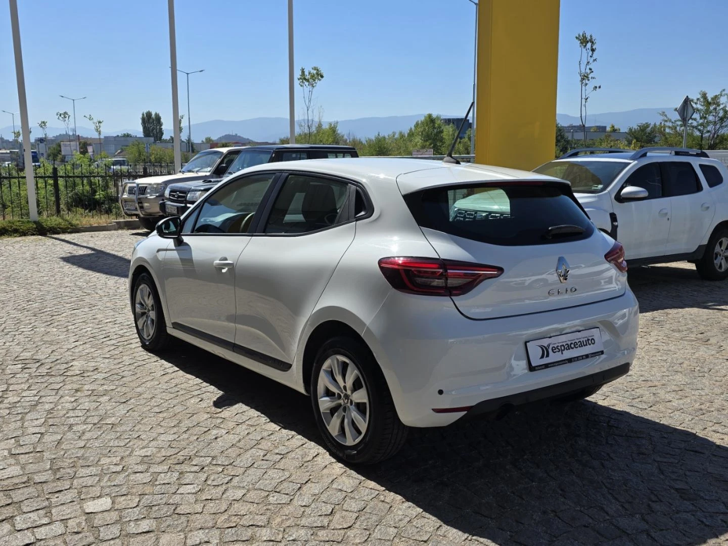 Renault Clio Tce 100 BVM5 S&S - изображение 6