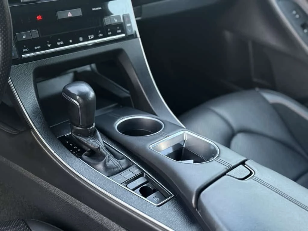 Toyota Avalon * XSE 4dr Sedan Automatic * CARFAX * ���� �� �� | Mobile.bg � ����������� 15