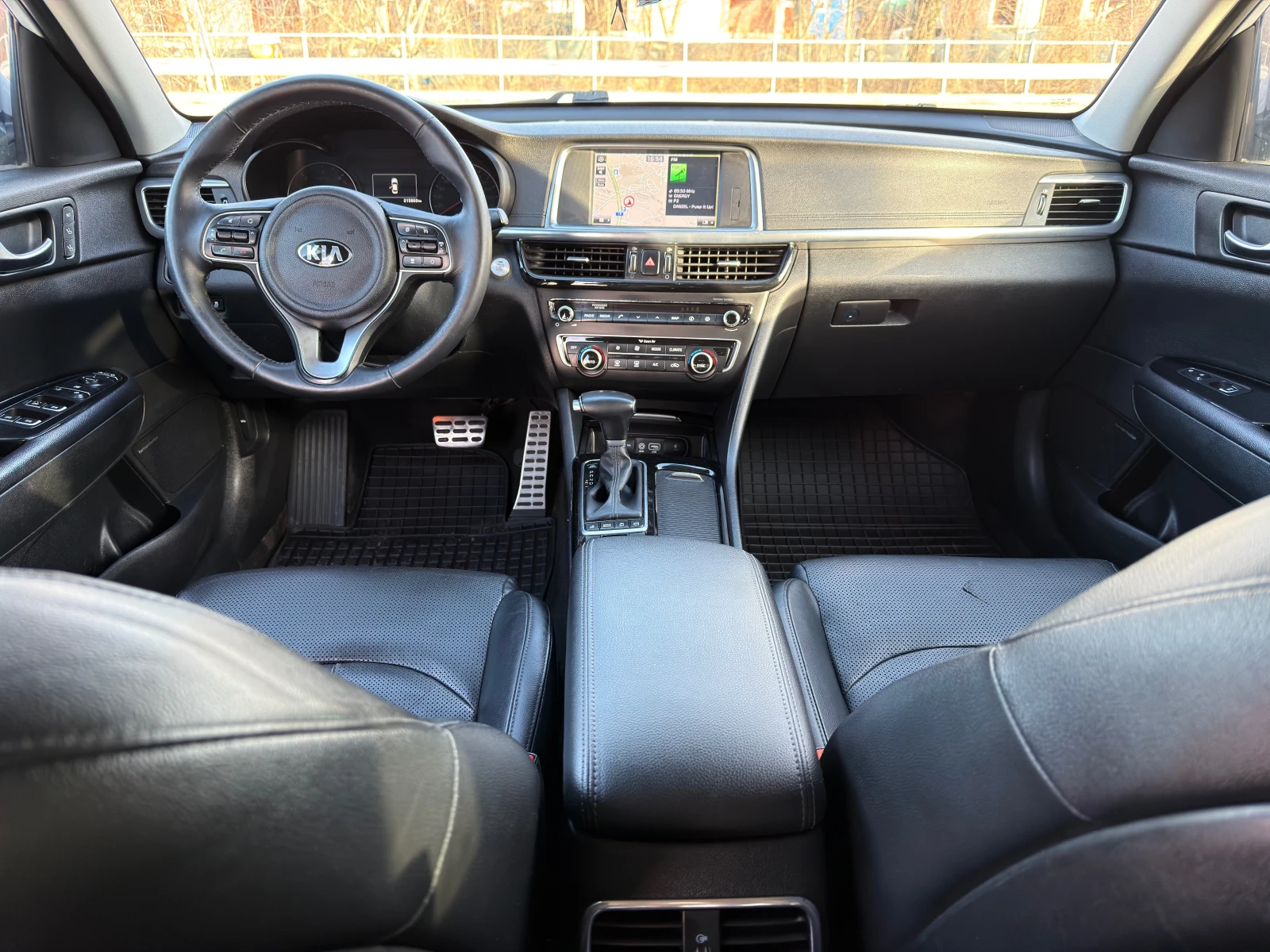 Kia Optima GT LINE-DISTR-360-NAVI-LED-HARMAN KARDON-PODGREV* , снимка 8 - Автомобили и джипове - 53772137