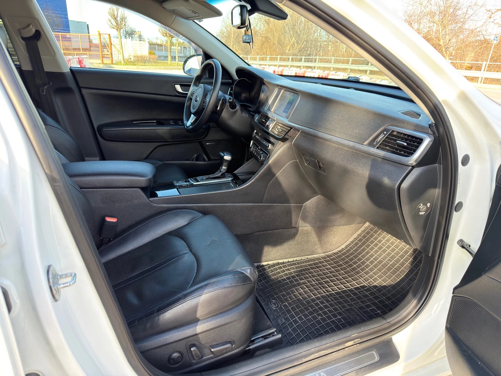 Kia Optima GT LINE-DISTR-360-NAVI-LED-HARMAN KARDON-PODGREV* , снимка 10 - Автомобили и джипове - 53772137