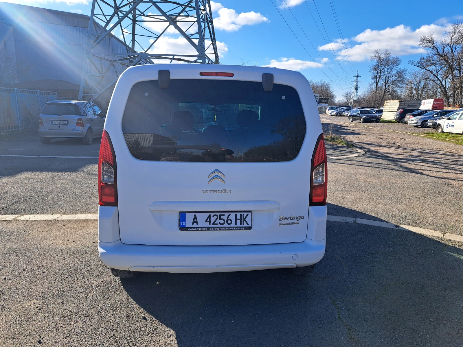 Citroen Berlingo 1.6 HDI 2018 Евро 6, снимка 2 - Автомобили и джипове - 53816760