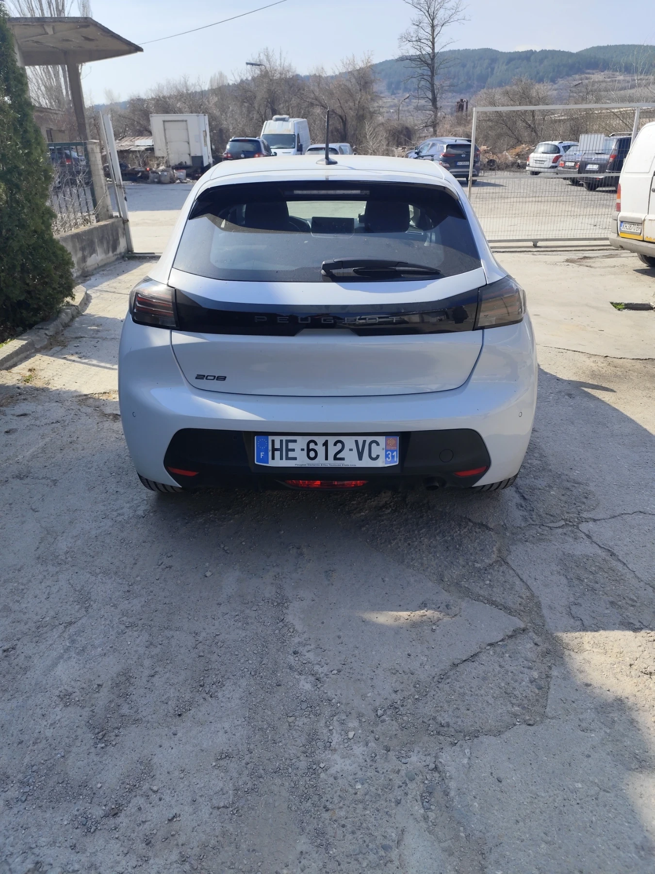 Peugeot 208 | Mobile.bg � ����������� 13