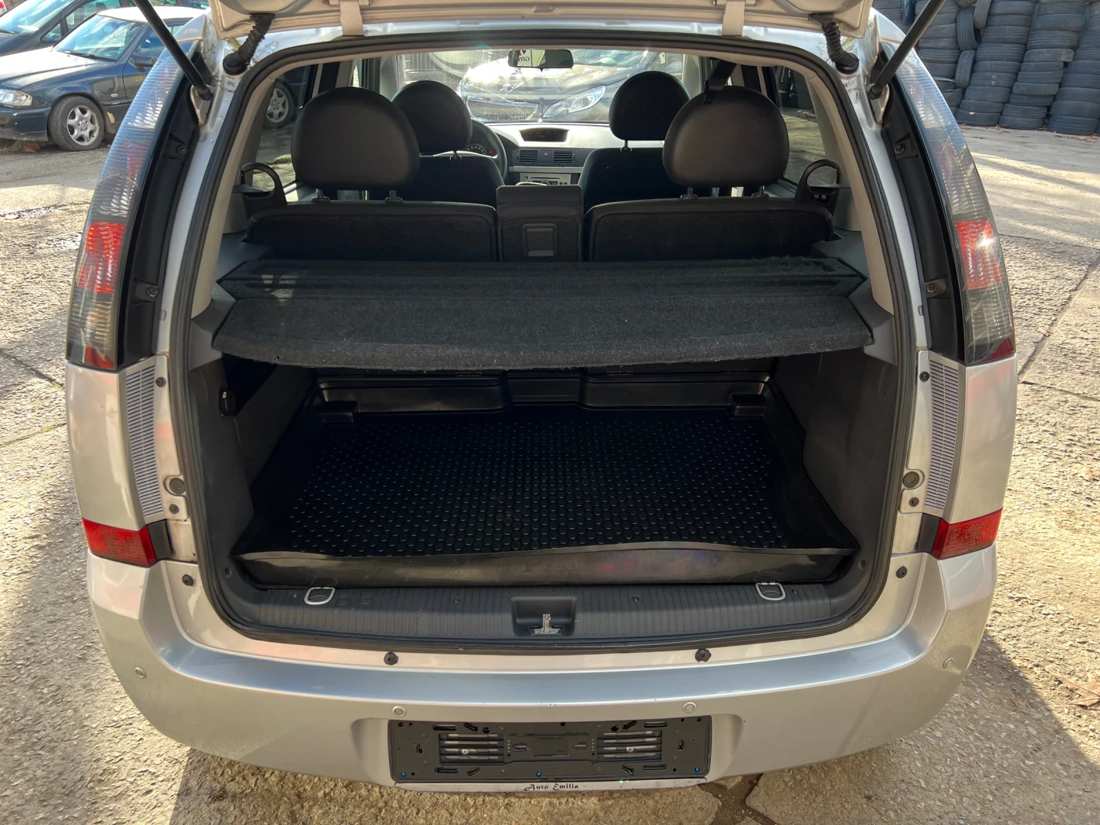 Opel Meriva 1.3CDTI, снимка 7 - Автомобили и джипове - 53837123