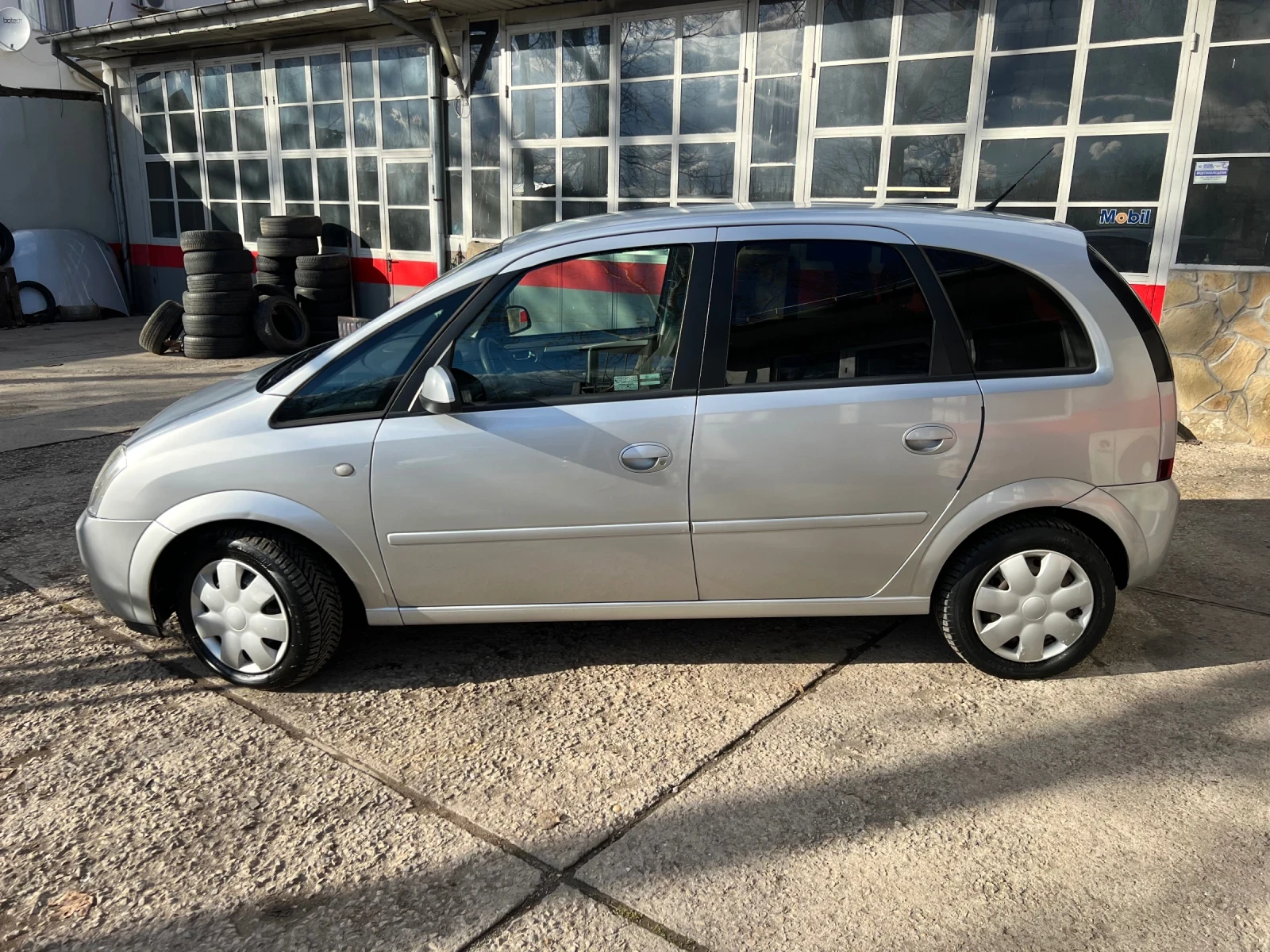Opel Meriva 1.3CDTI, снимка 9 - Автомобили и джипове - 53837123