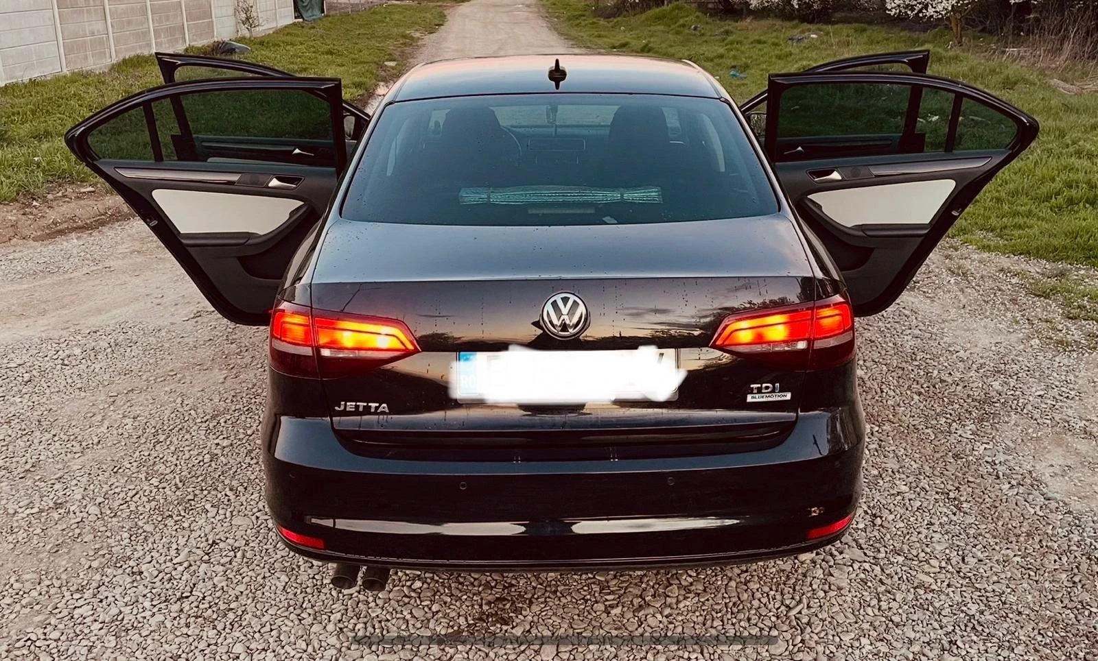 VW Jetta, снимка 3 - Автомобили и джипове - 54334742