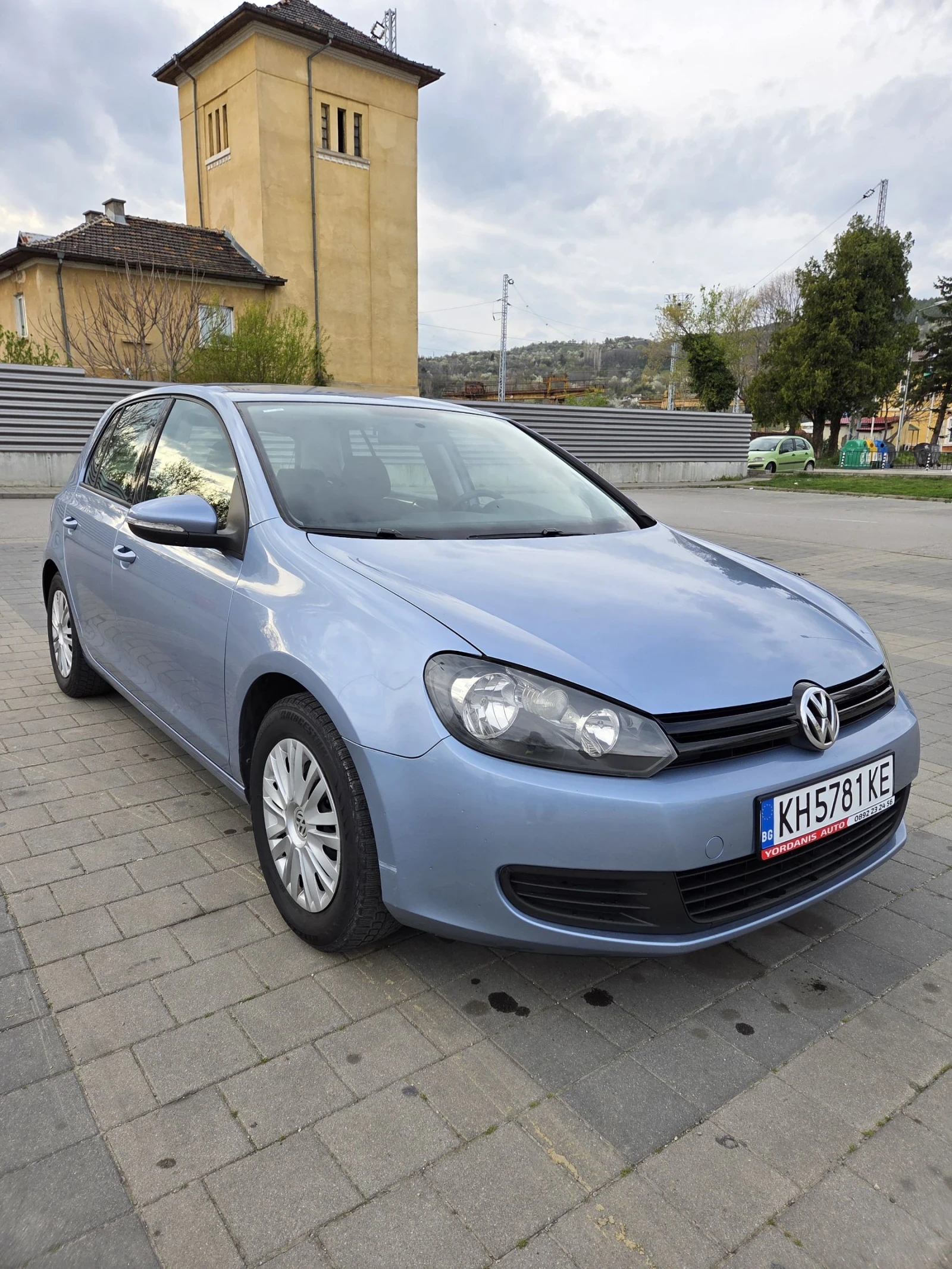 VW Golf 1.6 102 к.с Газ/Бензин, снимка 2 - Автомобили и джипове - 54495689