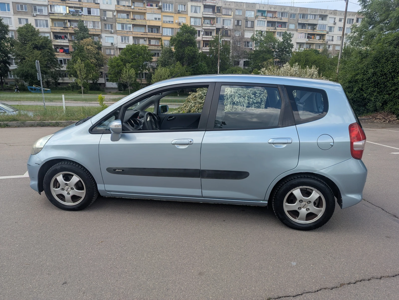 Honda Jazz 1.4 LS, снимка 8 - Автомобили и джипове - 54569140
