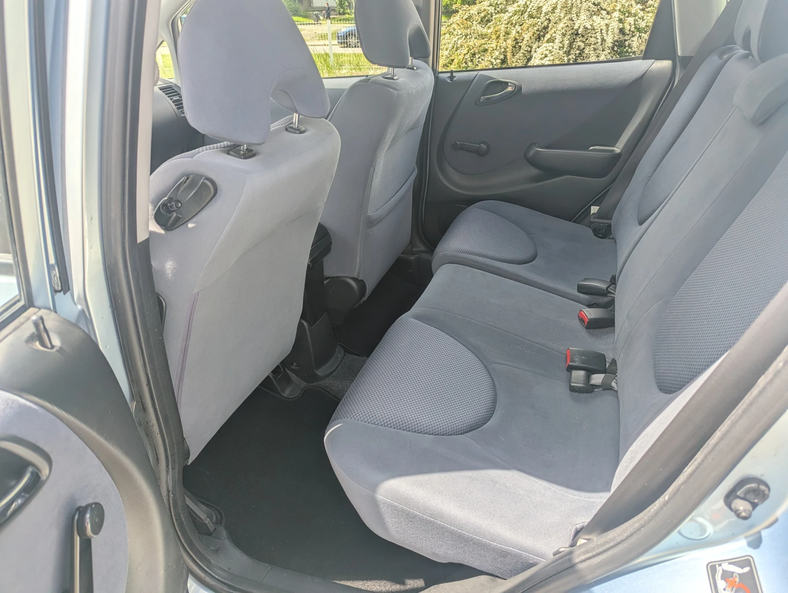 Honda Jazz 1.4 LS, снимка 15 - Автомобили и джипове - 54569140