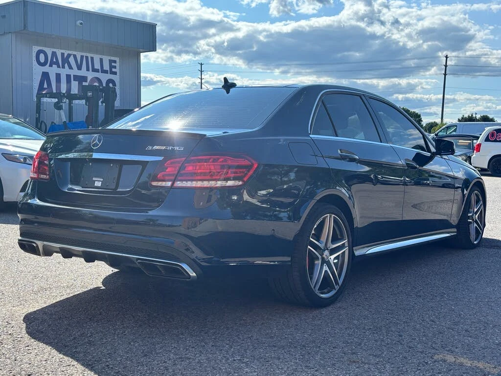 Mercedes-Benz E 63 AMG S Sedan 4MATIC, снимка 6 - Автомобили и джипове - 54577885
