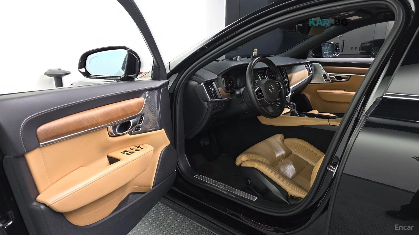 Volvo S90 T5* INSCRIPTION* ПОДГРЕВ* ОБДУХВАНЕ* 360* КАМЕРИ* , снимка 10 - Автомобили и джипове - 54784045