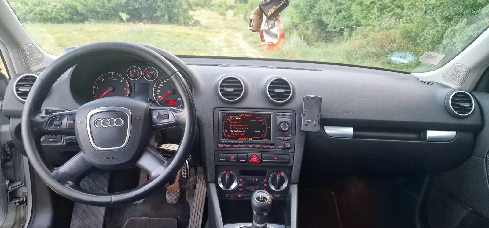 Audi A3 2.0 TDI 140Ps, снимка 12 - Автомобили и джипове - 55087530