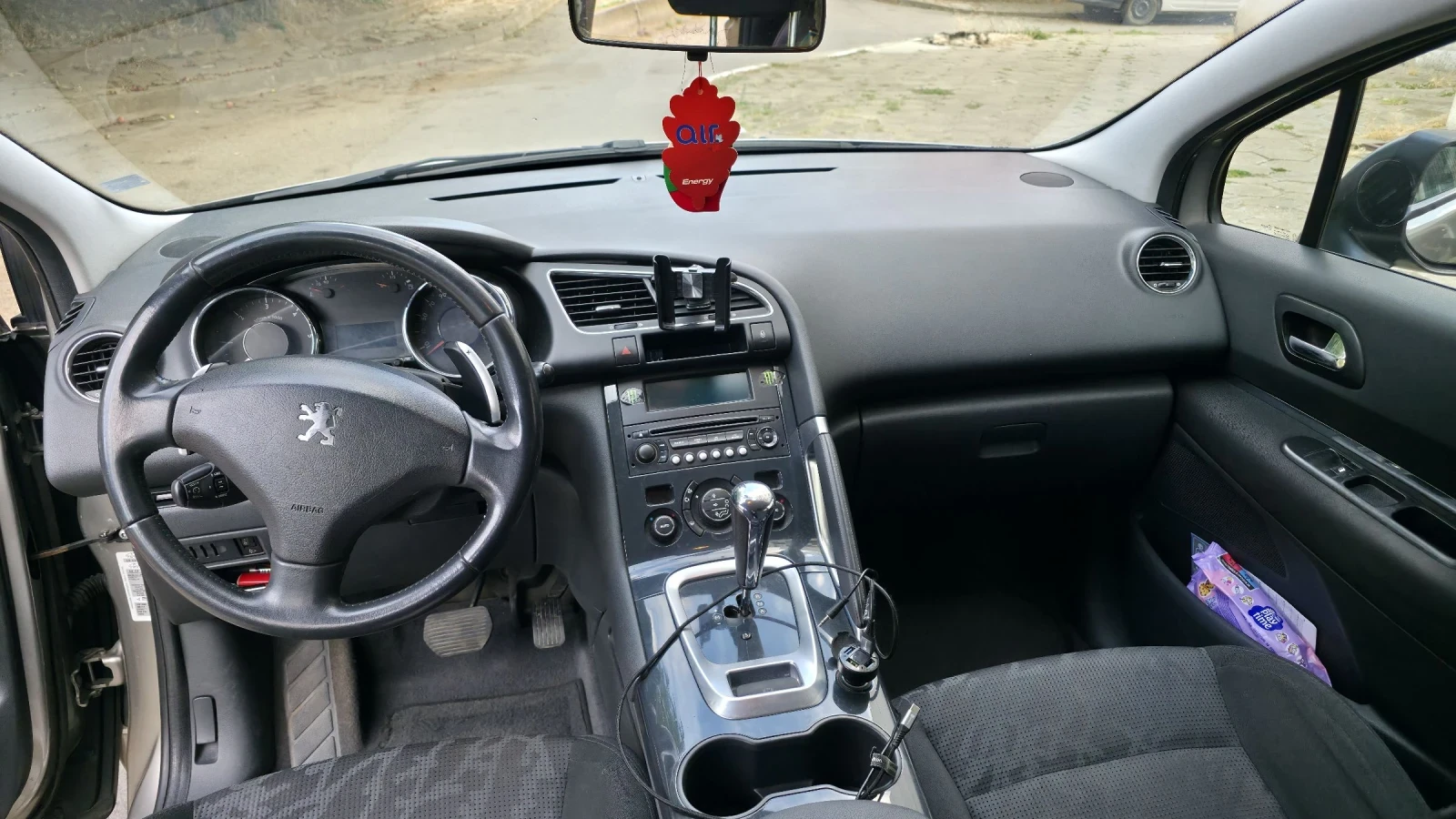 Peugeot 3008 1.6 hdi, снимка 10 - Автомобили и джипове - 55397150