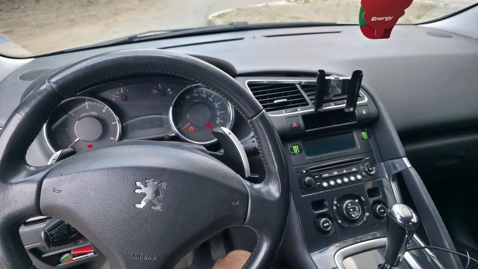 Peugeot 3008 1.6 hdi, снимка 13 - Автомобили и джипове - 55397150