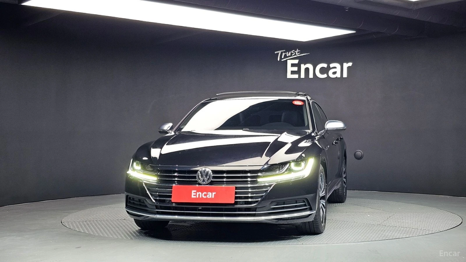 VW Arteon 2.0TDI* PREMIUM* ПОДГРЕВ* ОБДУХВАНЕ* ПАНО* КАМЕРА*, снимка 3 - Автомобили и джипове - 55586112