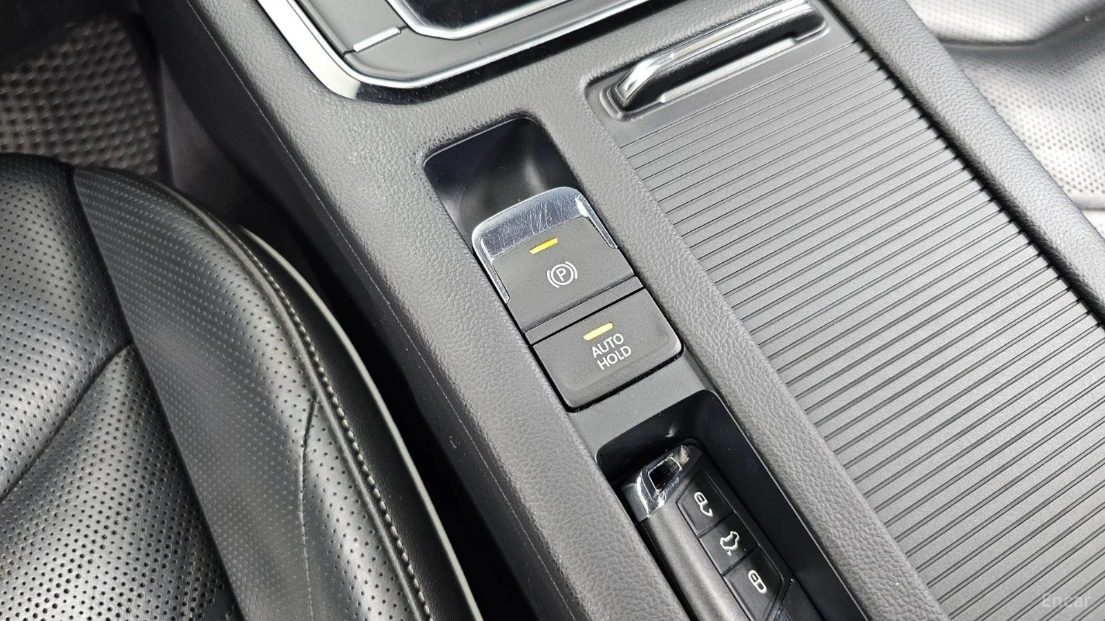 VW Arteon 2.0TDI* PREMIUM* ПОДГРЕВ* ОБДУХВАНЕ* ПАНО* КАМЕРА*, снимка 16 - Автомобили и джипове - 55586112