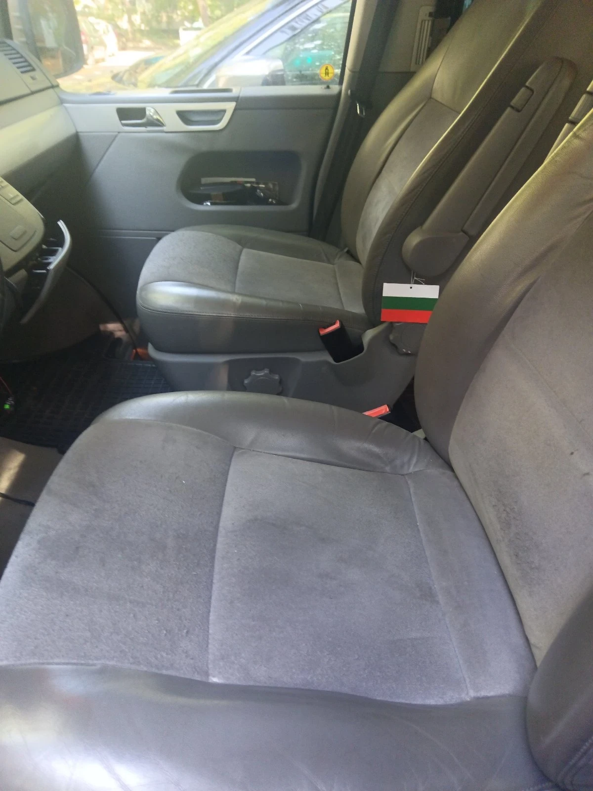 VW Multivan, снимка 6 - Автомобили и джипове - 55925551