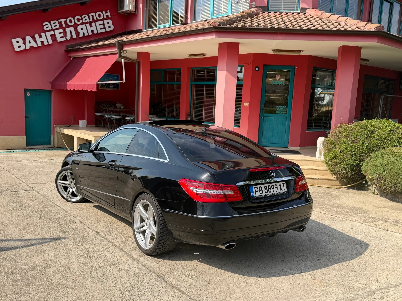 Mercedes-Benz E 350 CDI Coupe, снимка 9 - Автомобили и джипове - 56038446