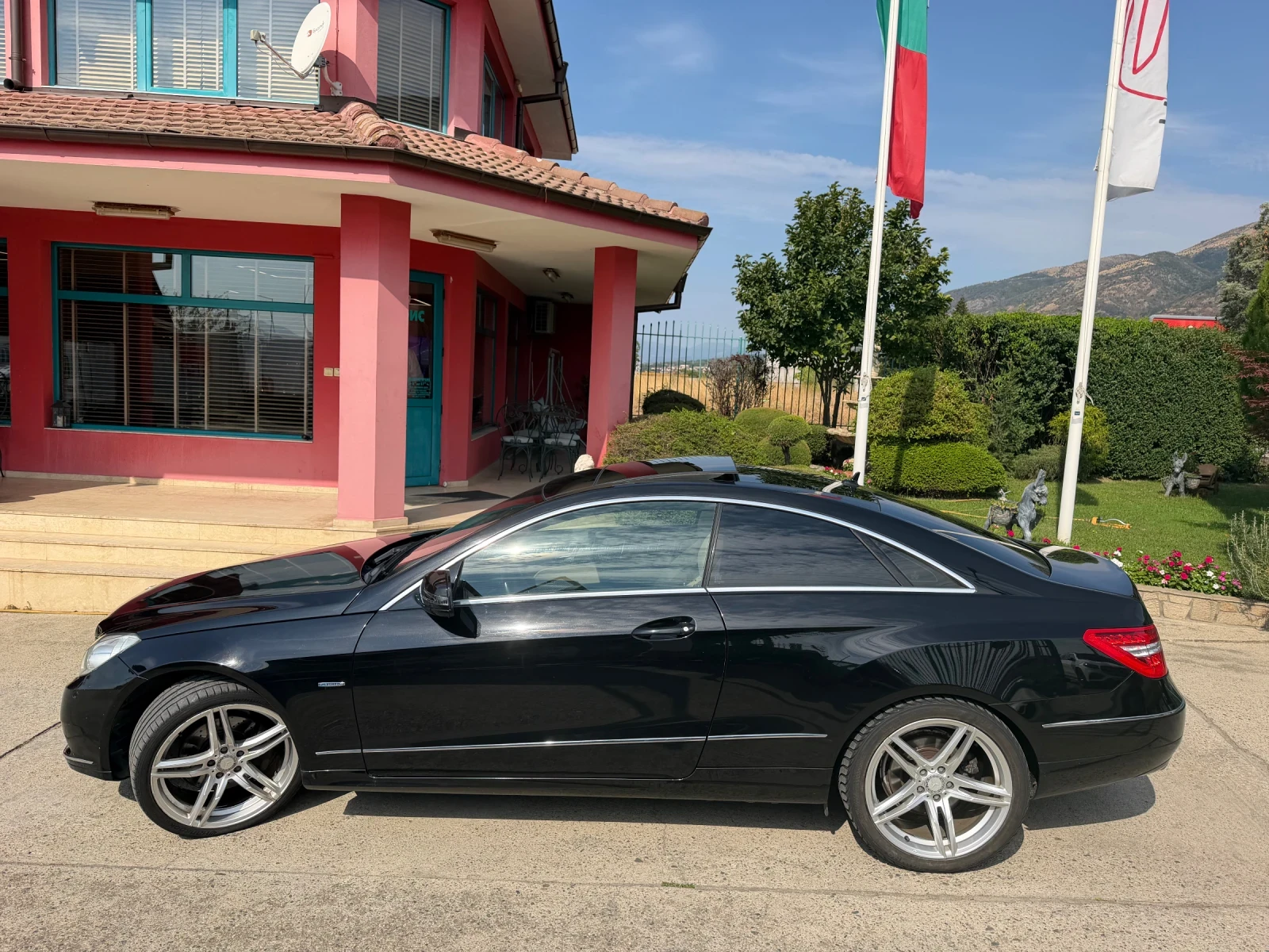 Mercedes-Benz E 350 CDI Coupe, снимка 7 - Автомобили и джипове - 56038446