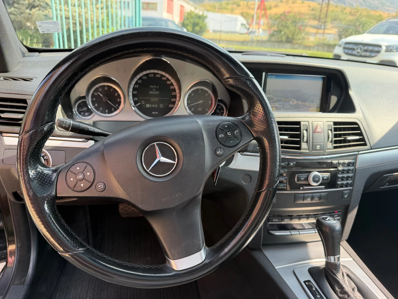 Mercedes-Benz E 350 CDI Coupe, снимка 2 - Автомобили и джипове - 56038446