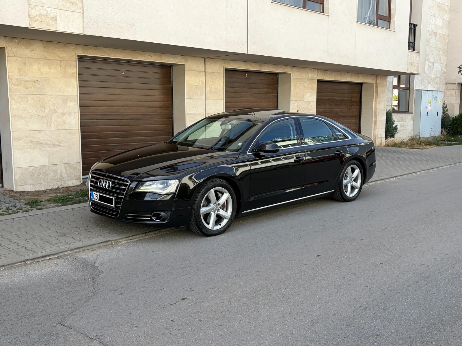 Audi A8 4.2 BiTDI V8 Quattro