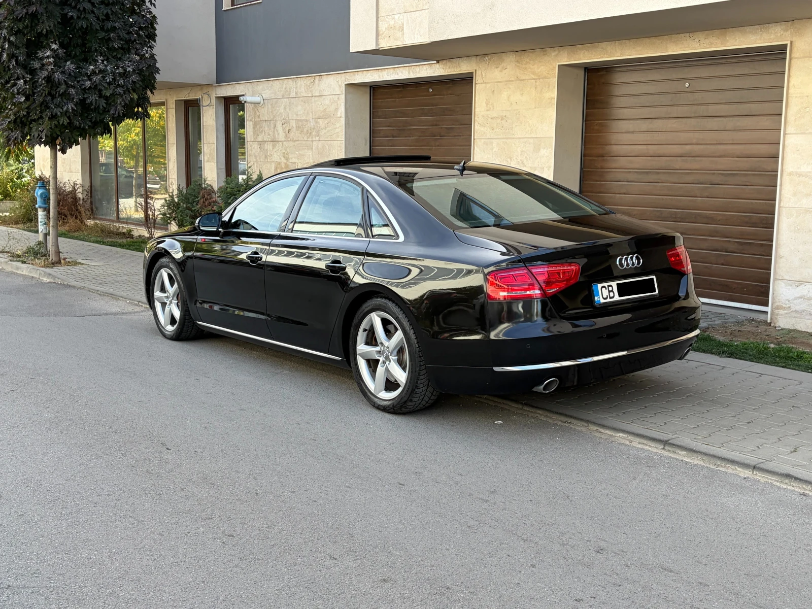 Audi A8 4.2 BiTDI V8 Quattro- Сменени вериги, снимка 4 - Автомобили и джипове - 56331448