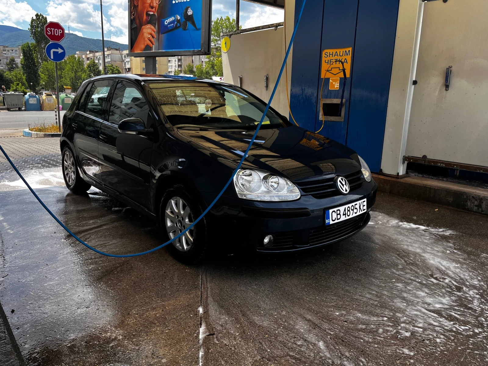 VW Golf 1, 6 FSI, снимка 12 - Автомобили и джипове - 56451441