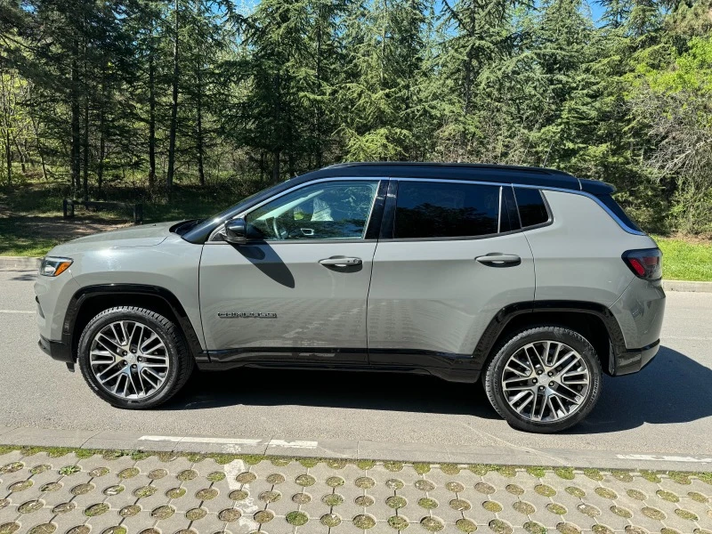 Jeep Compass LIMITED* Обдухване* Подгрев* CarPlay* LED, снимка 4 - Автомобили и джипове - 45835634