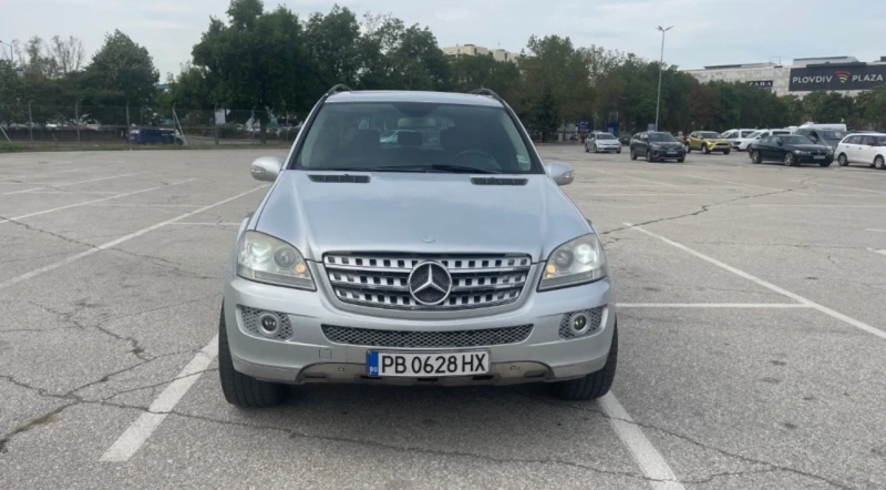 Mercedes-Benz ML 350 Бензин-Газ, снимка 5 - Автомобили и джипове - 47027643