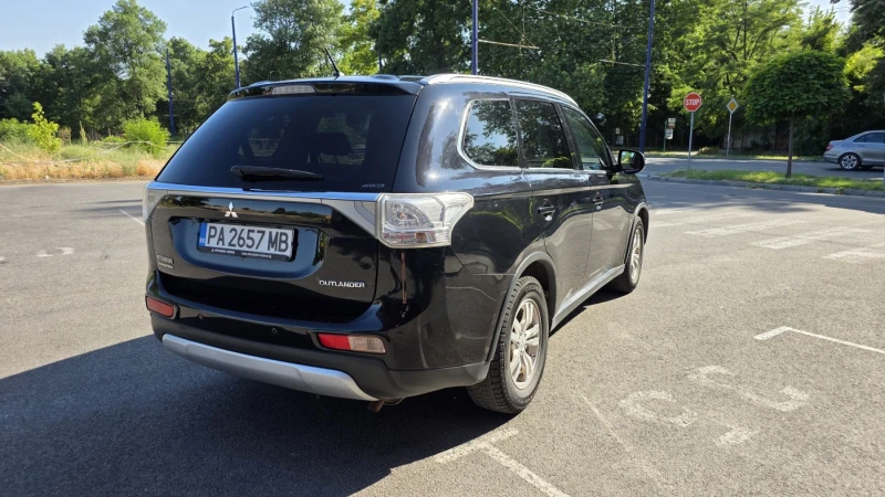 Mitsubishi Outlander Бензин/Газ, 2.0, 4WD, снимка 5 - Автомобили и джипове - 48407750