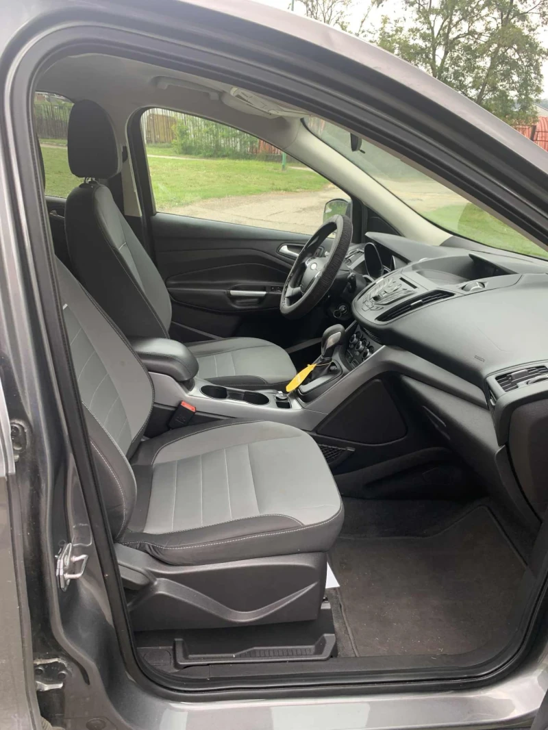 Ford Escape, снимка 8 - Автомобили и джипове - 52543218