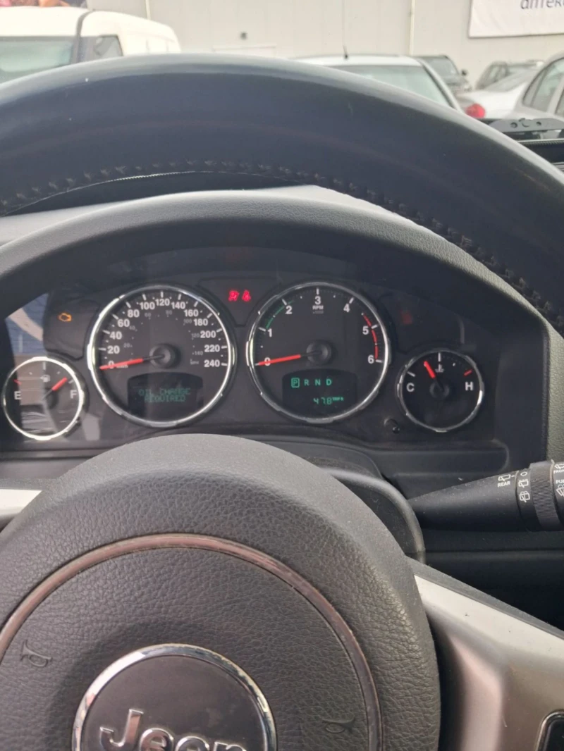 Jeep Cherokee, снимка 8 - Автомобили и джипове - 52793928