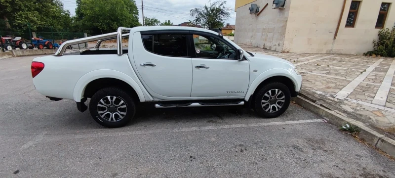 Mitsubishi L200, снимка 3 - Автомобили и джипове - 52939029