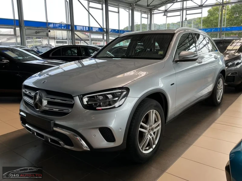 Mercedes-Benz GLC 300 4MATIC/320HP/CAM/NAVI/LED/KLESS/AMBI/201g - 63699 лв. - 60094947 1