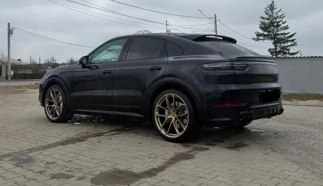 Porsche Cayenne S 2.9 V6 TurboGT Paket, снимка 3 - Автомобили и джипове - 54193308